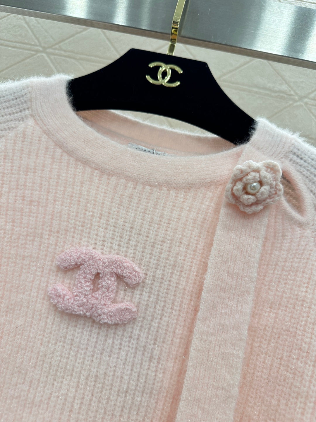 CHANEL 26S CREW NECK PULLOVER SWEATER 733
