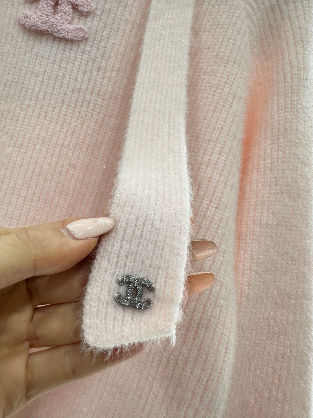 CHANEL 26S CREW NECK PULLOVER SWEATER 733