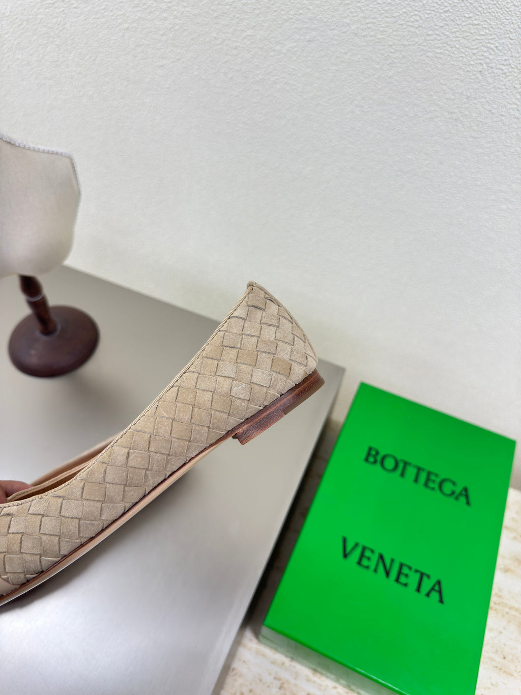 BOTTEGA VENETA BALLET FLAT IN SAND BROWN INTRECCIATO SUEDE