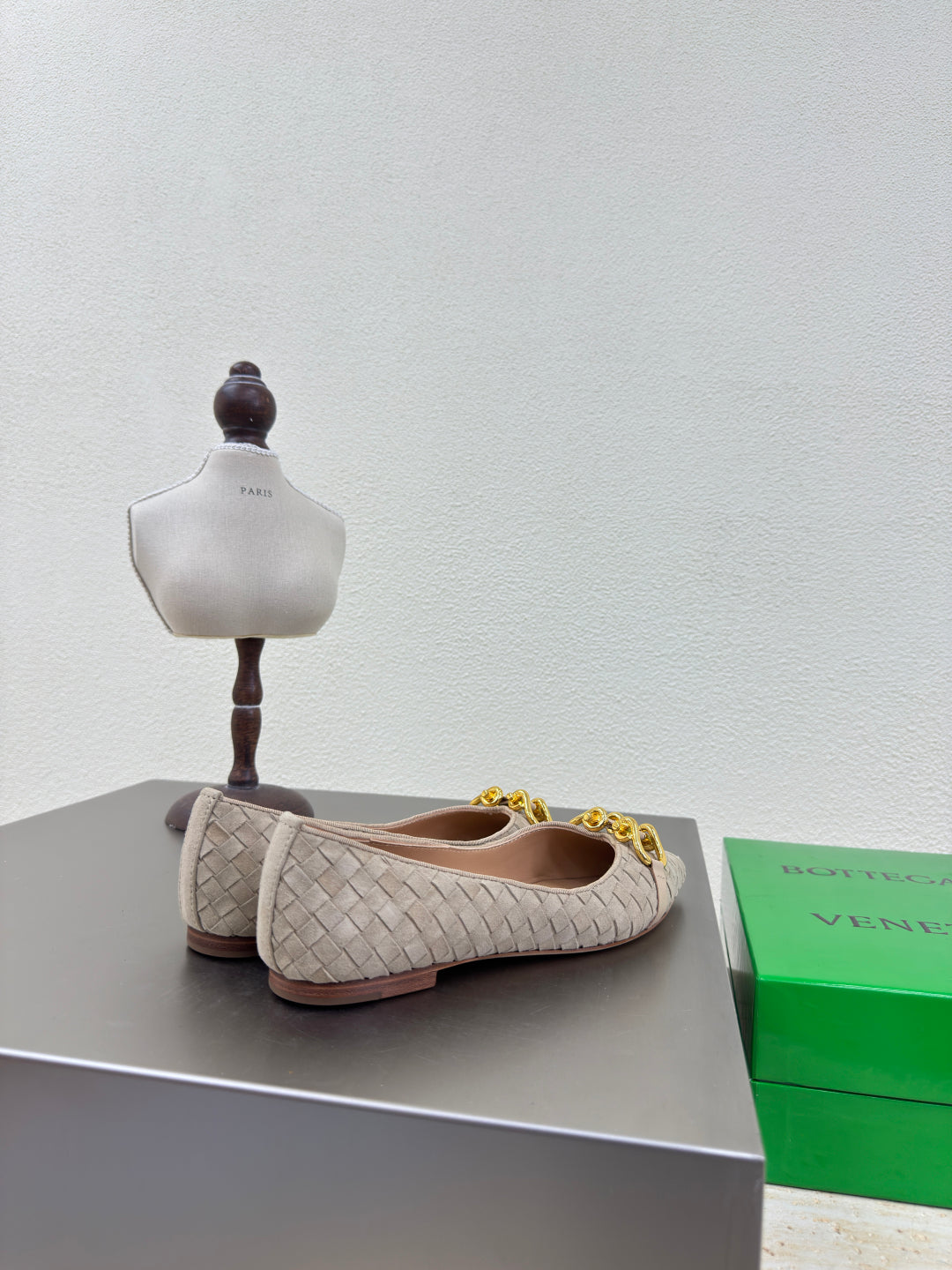 BOTTEGA VENETA BALLET FLAT IN SAND BROWN INTRECCIATO SUEDE