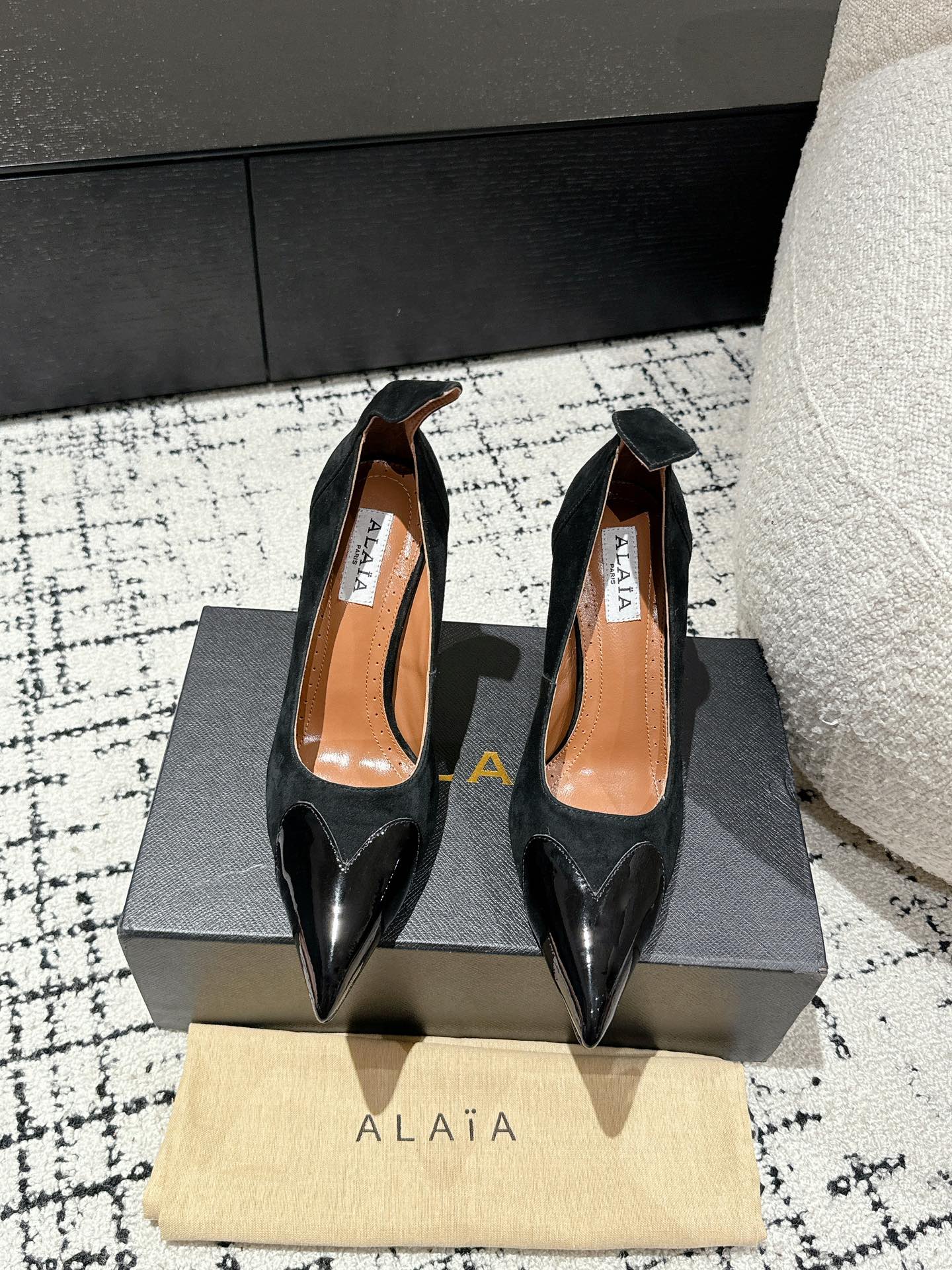 ALAIA HIGH PUMPS 10CM IN BLACK SUEDE MIX CALFSKIN