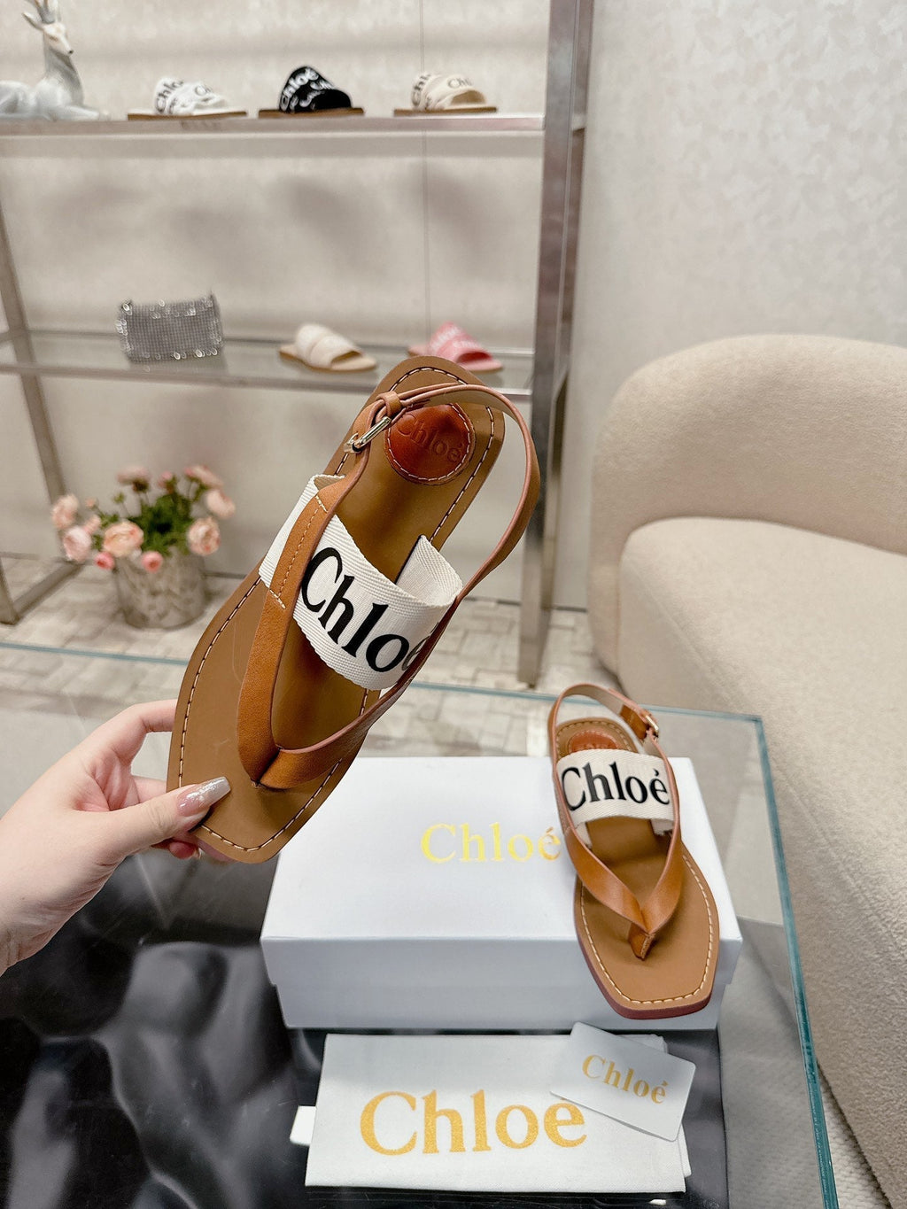 THONG SANDALS IN CINNAMON BROWN CALFSKIN AND WHITE CANVAS