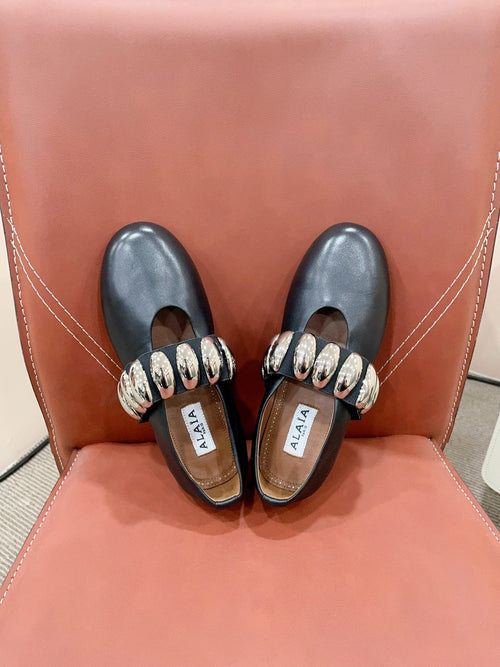 ALAIA TRIBALE BALLET FLATS IN BLACK LAMBSKIN