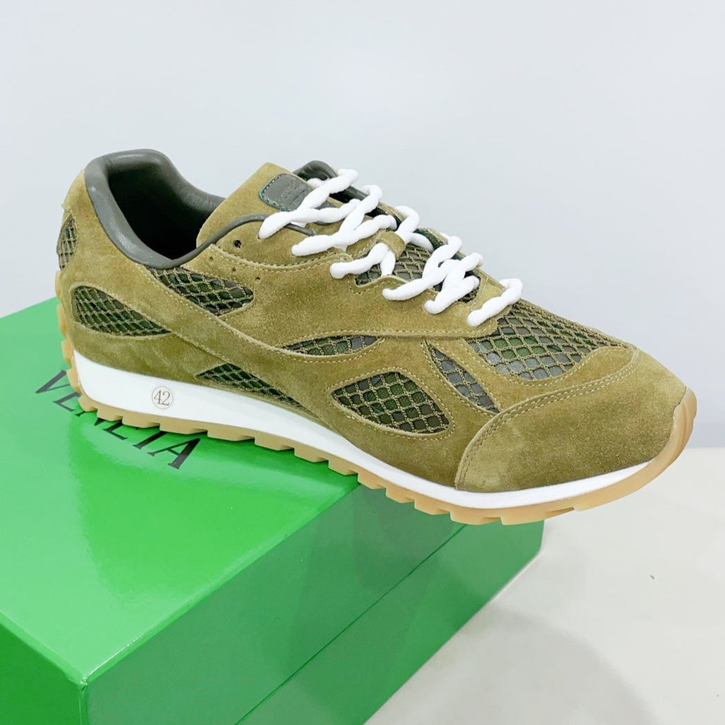 BOTTEGA VENETA ORBIT SNEAKER IN OLIVE GREEN SUEDE AND TECHNICAL MESH