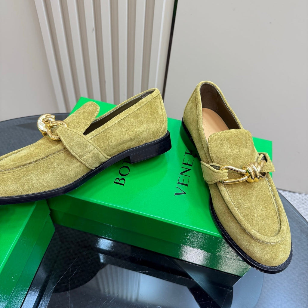 BOTTEGA VENETA ASTAIRE LOAFER IN OLIVE GREEN SUEDE WITH GOLD HARDWARE
