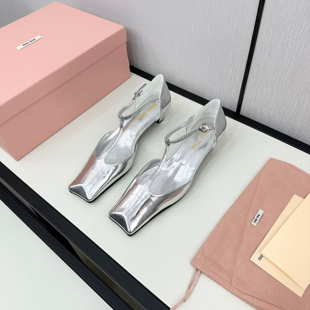 BALLET SANDAL SILVER LAMBSKIN WITH T-STRAP